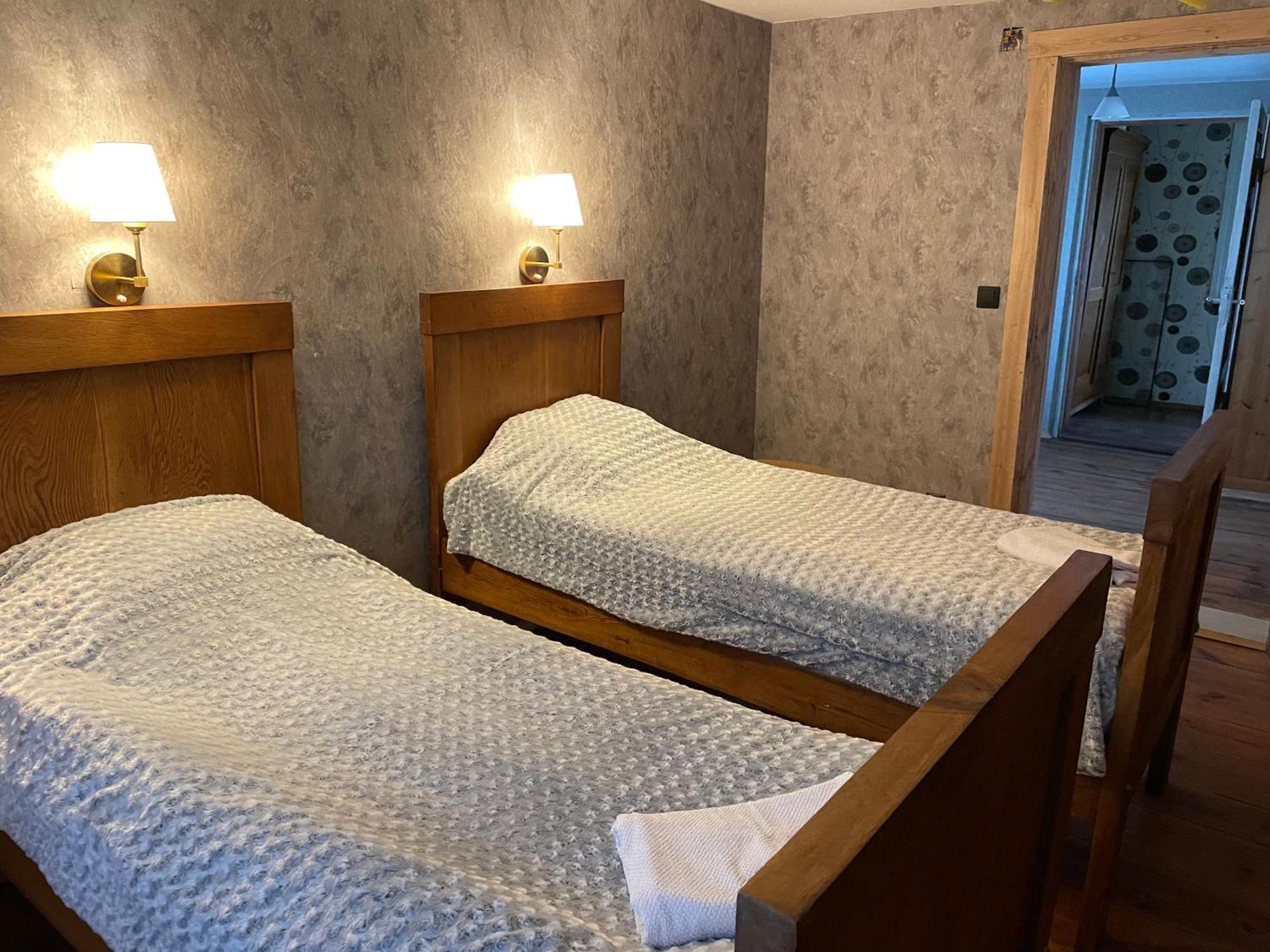 Lauku Viesu Maja Bajari Guest House Rucava ภายนอก รูปภาพ