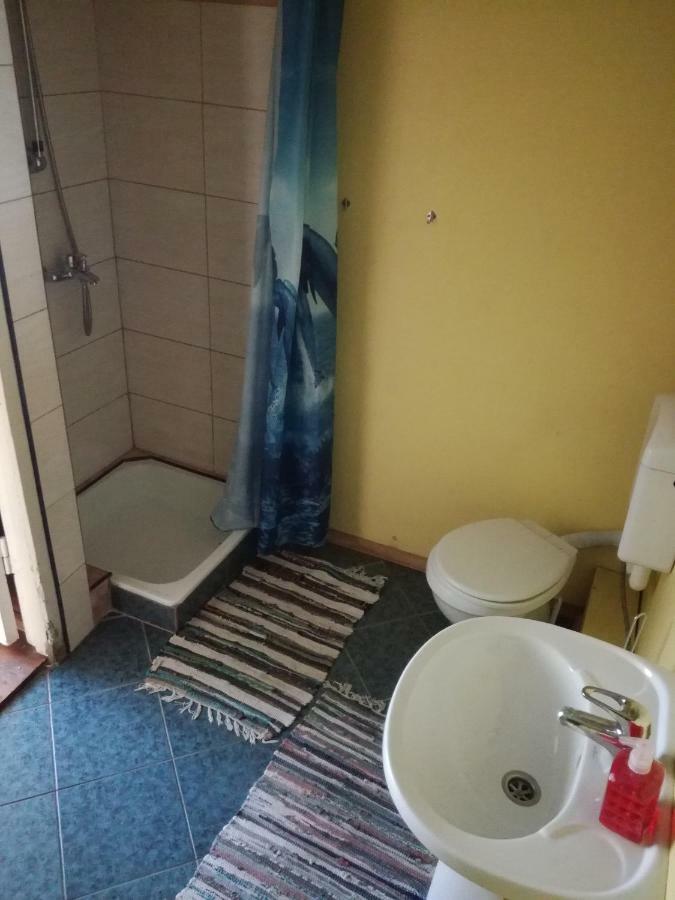Lauku Viesu Maja Bajari Guest House Rucava ภายนอก รูปภาพ